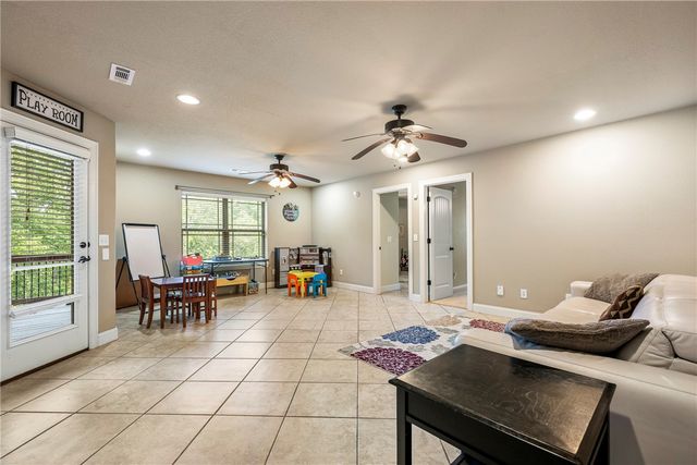 12286 Greenstone Drive, Bentonville, AR 72712