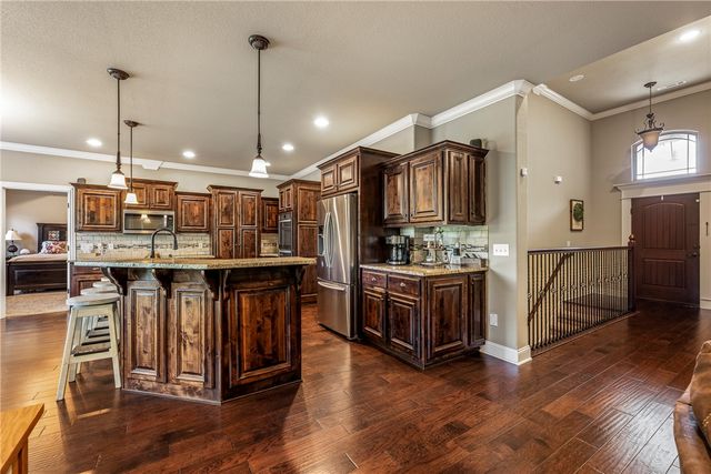 12286 Greenstone Drive, Bentonville, AR 72712