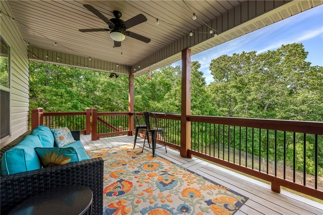 12286 Greenstone Drive, Bentonville, AR 72712