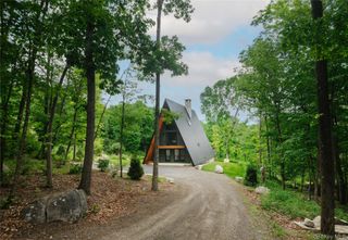 40 Black Hawk Trail, Gardiner, NY 12525