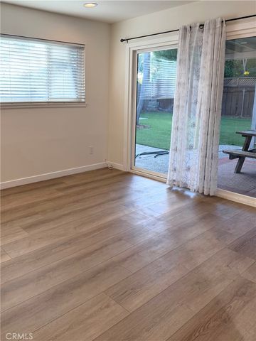 22800 Runnymede, West Hills, CA 91307