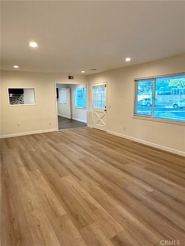 22800 Runnymede, West Hills, CA 91307