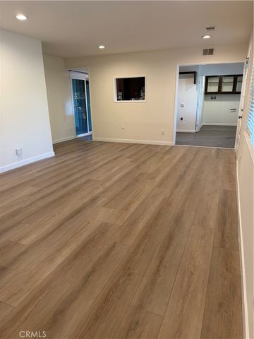 22800 Runnymede, West Hills, CA 91307