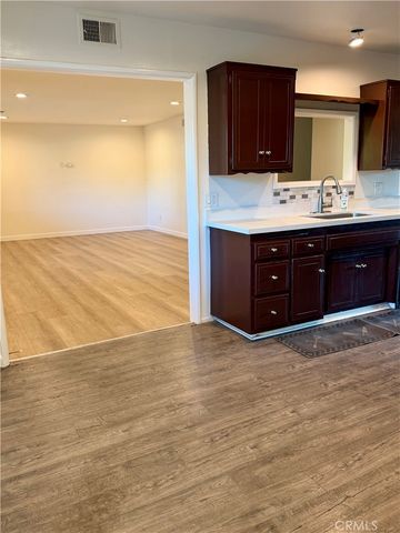 22800 Runnymede, West Hills, CA 91307