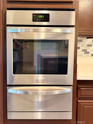 22800 Runnymede, West Hills, CA 91307