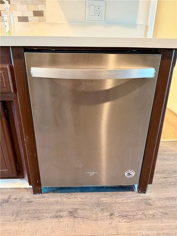 22800 Runnymede, West Hills, CA 91307