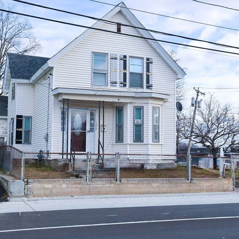 186 Powell St, Lowell, MA 01851