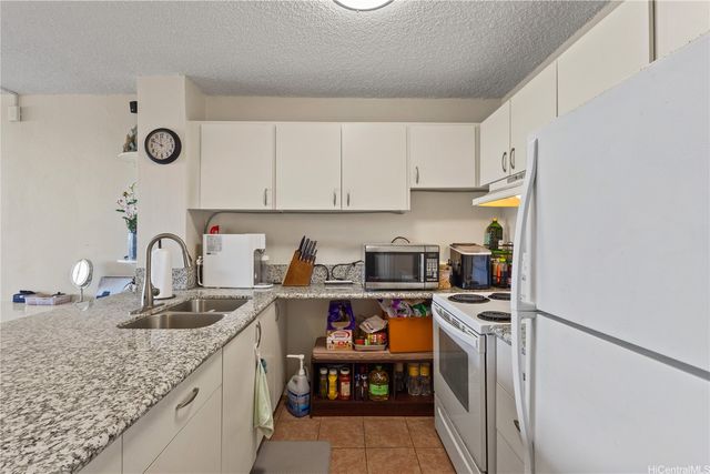 98-410 Koauka Loop 9A, Aiea, HI 96701