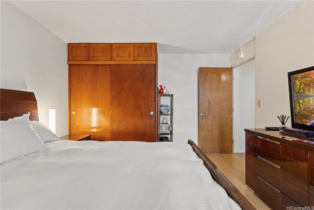 98-410 Koauka Loop 9A, Aiea, HI 96701