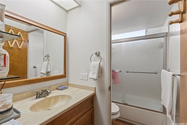 98-410 Koauka Loop 9A, Aiea, HI 96701