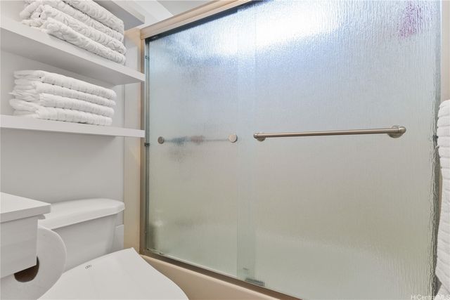 98-410 Koauka Loop 9A, Aiea, HI 96701