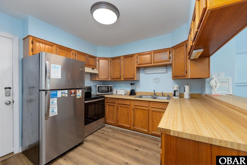Image 6 of property listing at 1701 N Virginia Dare Trl # 3C, Kill Devil Hills, NC 27948