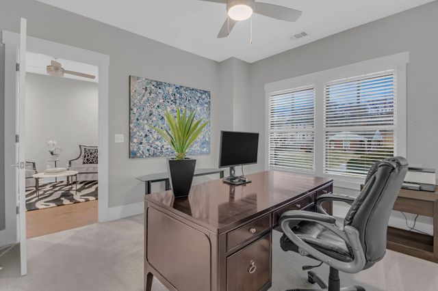 1217B Battlefield Dr, Nashville, TN 37215