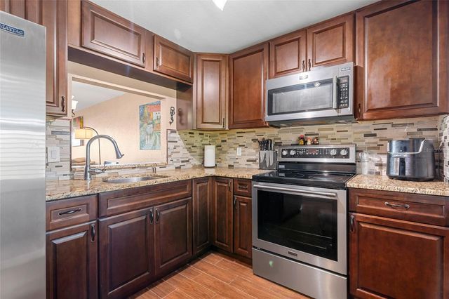 1303 S HERCULES AVENUE 25, Clearwater, FL 33764