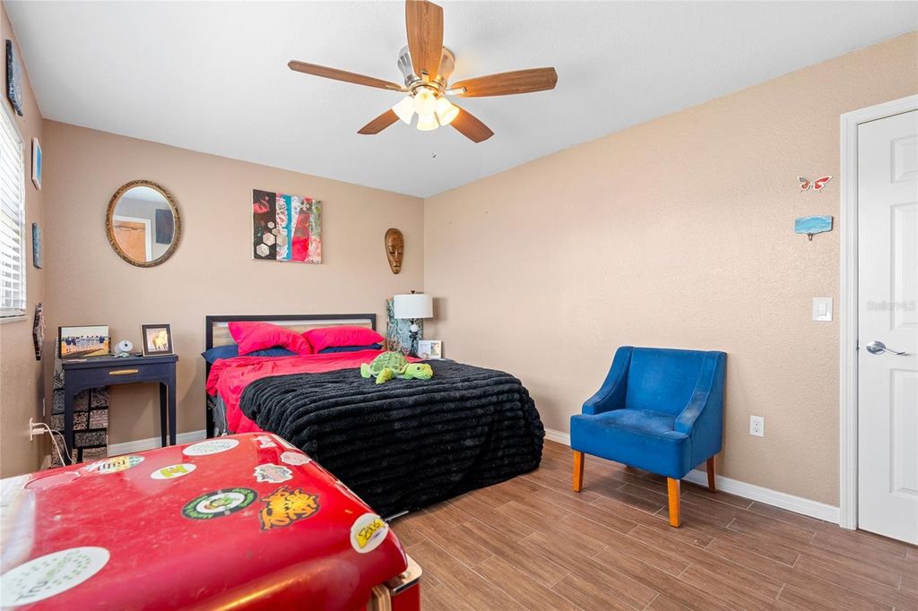 Image 19 of property listing at 1303 S HERCULES AVENUE 25, Clearwater, FL 33764