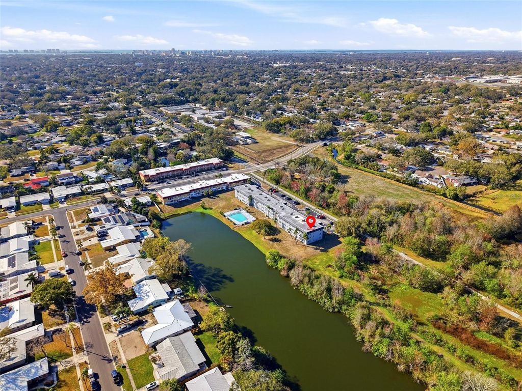 Image 32 of property listing at 1303 S HERCULES AVENUE 25, Clearwater, FL 33764