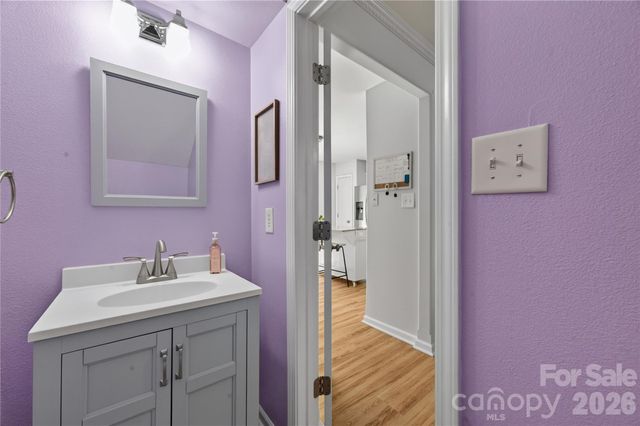 5313 Silabert Avenue, Charlotte, NC 28205