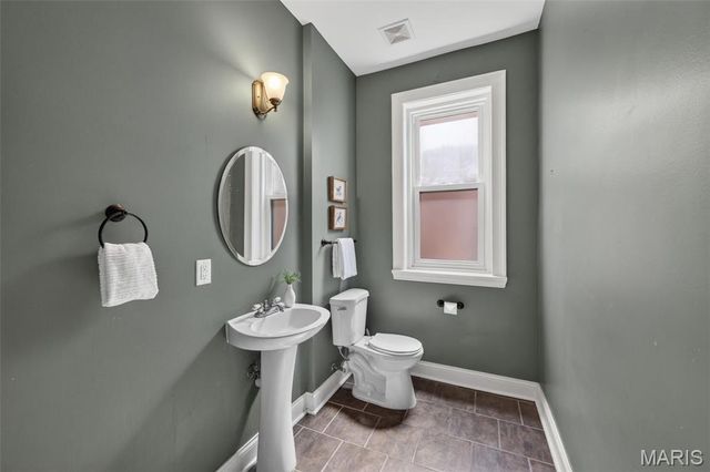 3006 Victor Street, St Louis, MO 63104