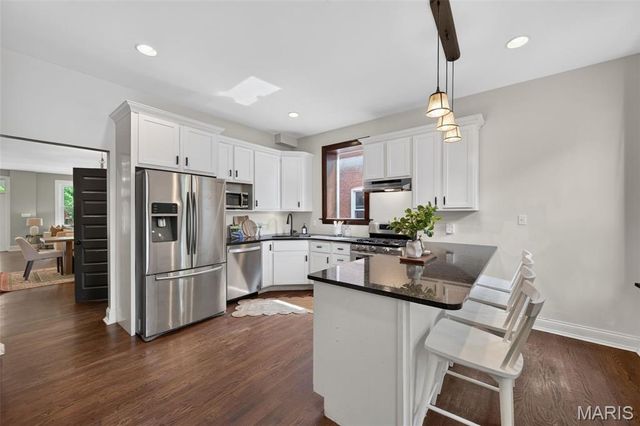 3006 Victor Street, St Louis, MO 63104
