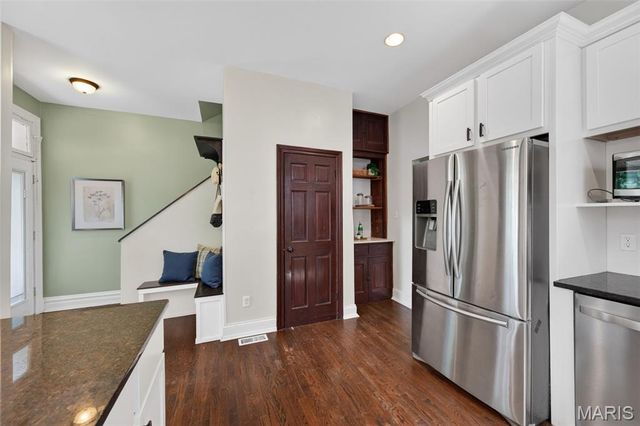 3006 Victor Street, St Louis, MO 63104