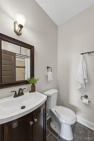 3006 Victor Street, St Louis, MO 63104