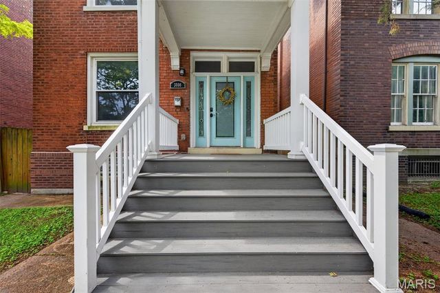 3006 Victor Street, St Louis, MO 63104