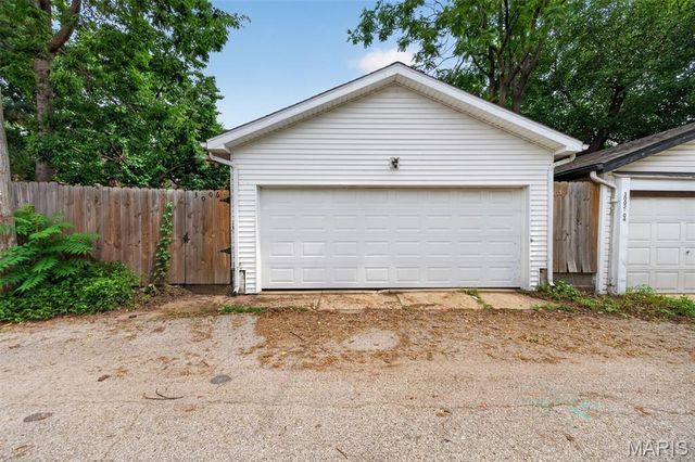 3006 Victor Street, St Louis, MO 63104