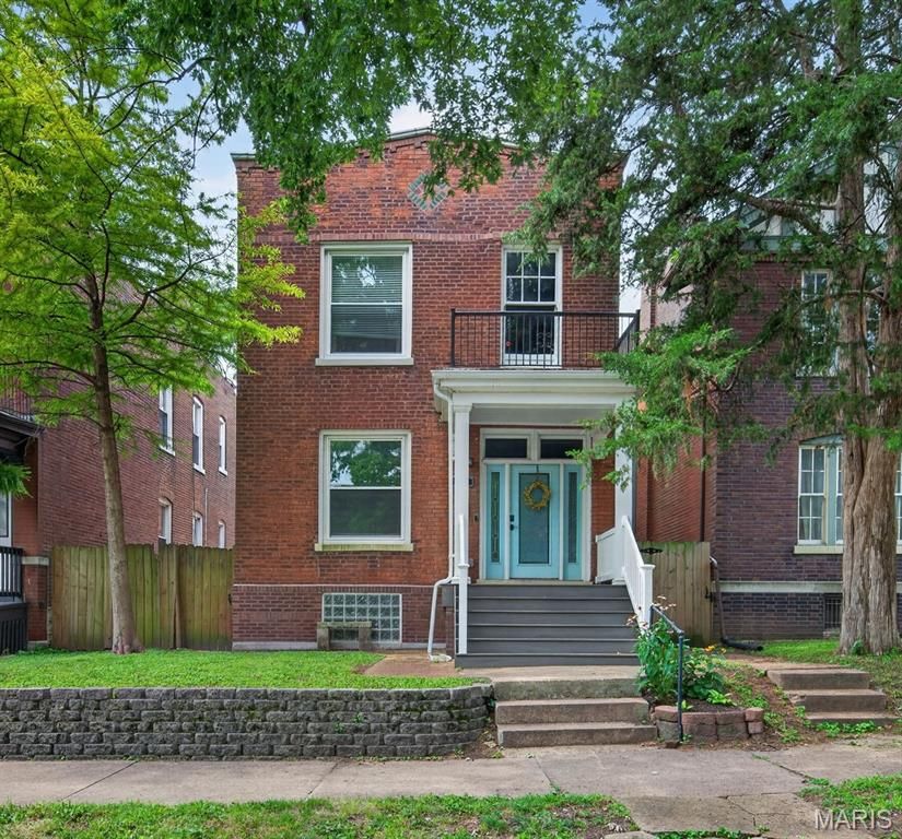 3006 Victor Street, St Louis, MO 63104