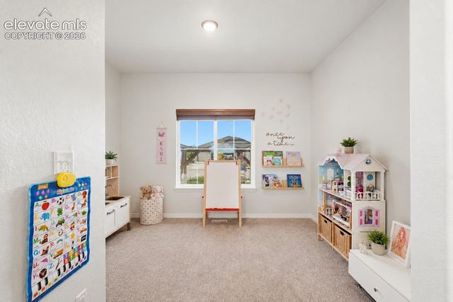 6728 Cumbre Vista Way, Colorado Springs, CO 80924