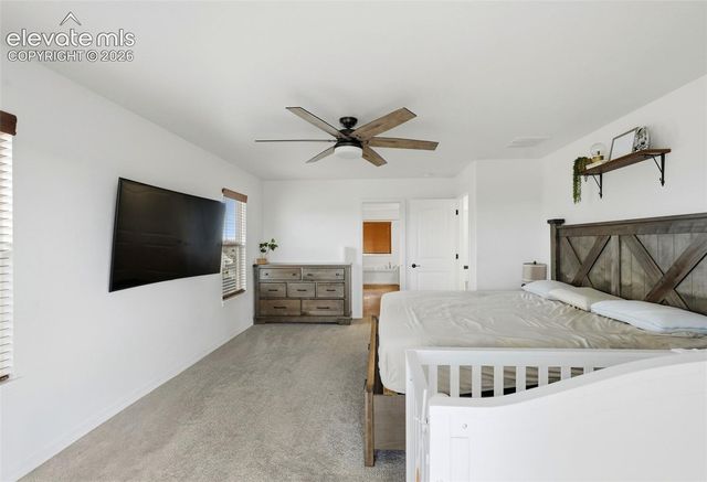 6728 Cumbre Vista Way, Colorado Springs, CO 80924
