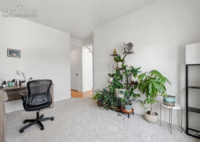 6728 Cumbre Vista Way, Colorado Springs, CO 80924