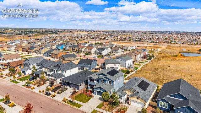 6728 Cumbre Vista Way, Colorado Springs, CO 80924