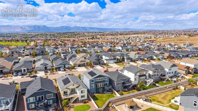 6728 Cumbre Vista Way, Colorado Springs, CO 80924