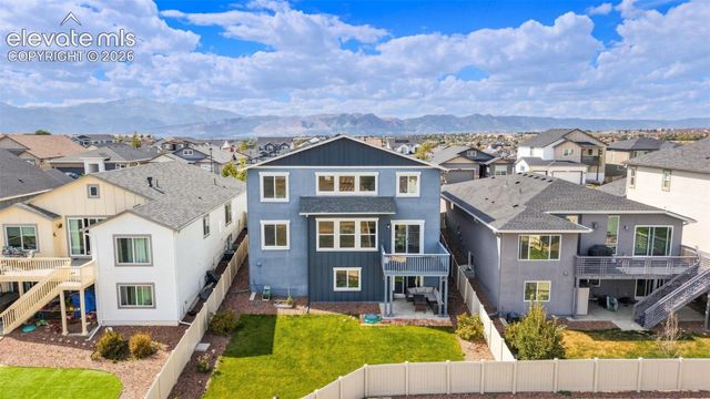 6728 Cumbre Vista Way, Colorado Springs, CO 80924