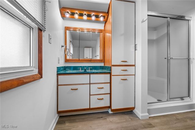 5906 Twin Lakes Drive, Parma, OH 44129