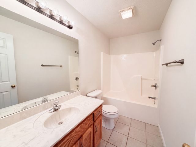 3692 Armstrong Rd, Springfield, TN 37172