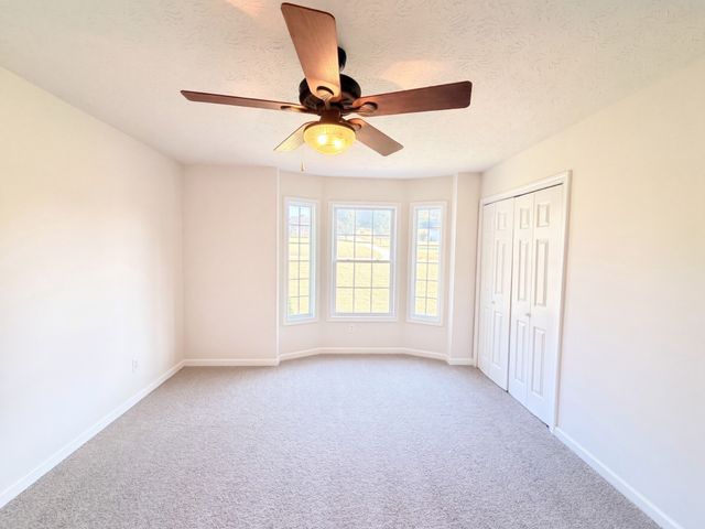 3692 Armstrong Rd, Springfield, TN 37172