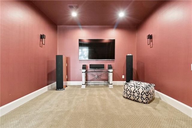 12715 W 160 Terrace, Overland Park, KS 66221