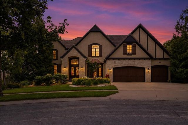 12715 W 160 Terrace, Overland Park, KS 66221