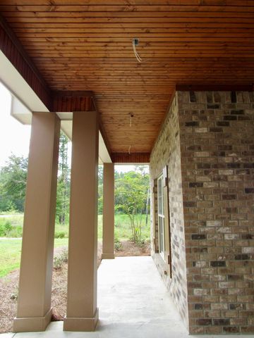 23 E Augusta Ct., Hattiesburg, MS 39402