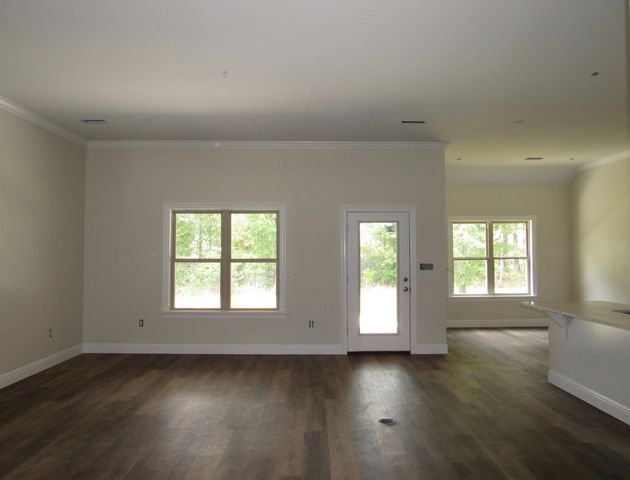 23 E Augusta Ct., Hattiesburg, MS 39402