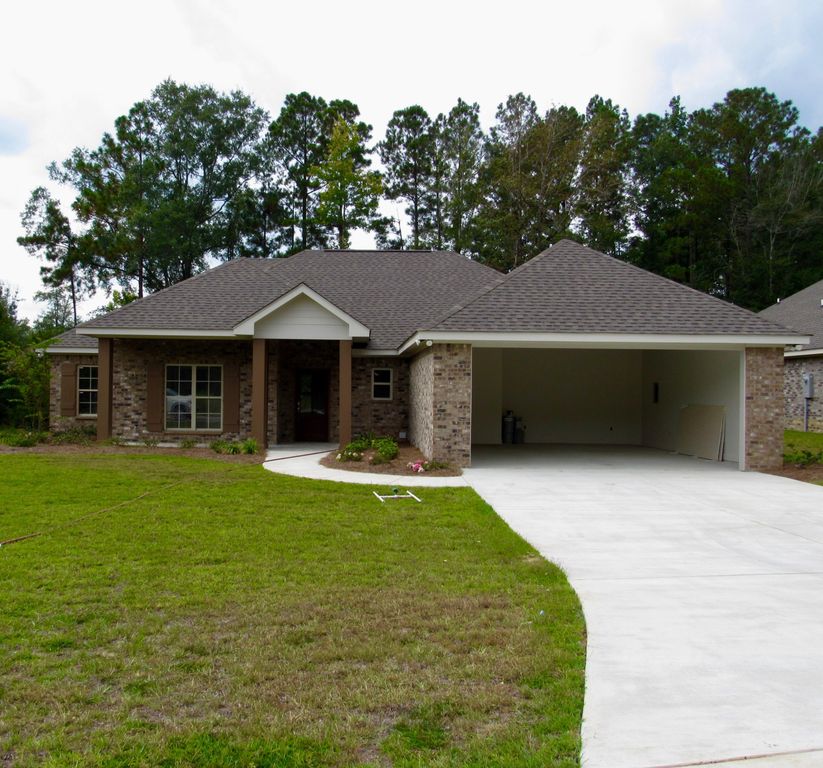 23 E Augusta Ct., Hattiesburg, MS 39402