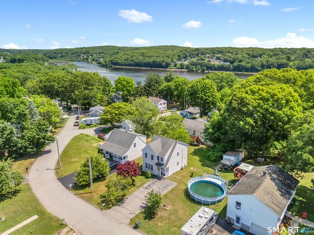 5 Thamesview Road, Norwich, CT 06360