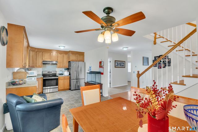 5 Thamesview Road, Norwich, CT 06360