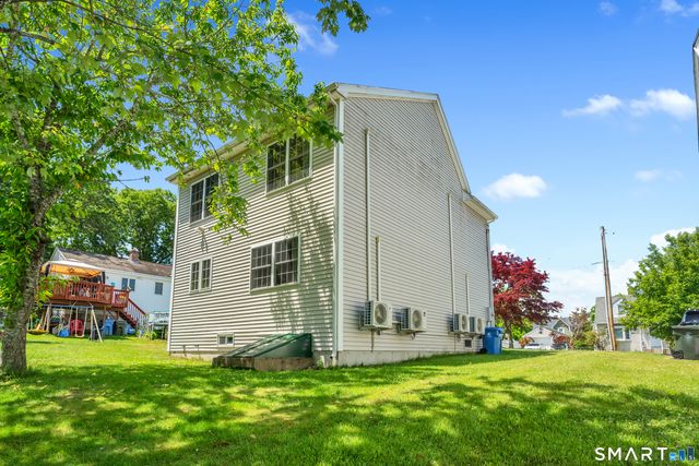 5 Thamesview Road, Norwich, CT 06360