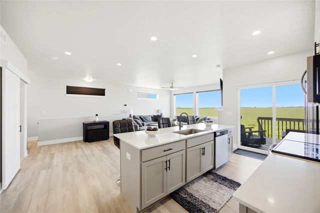772 Mcintosh Court NE, Bondurant, IA 50035