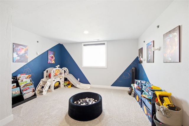 772 Mcintosh Court NE, Bondurant, IA 50035