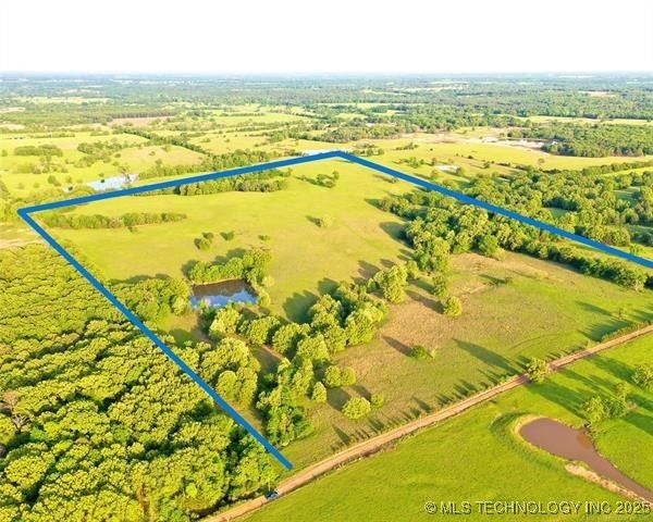 Half Bank Road, Atoka, OK 74525