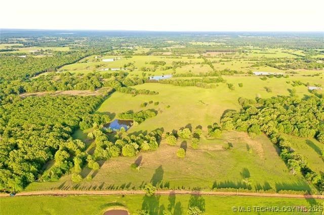 Half Bank Road, Atoka, OK 74525