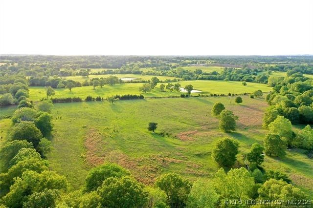 Half Bank Road, Atoka, OK 74525